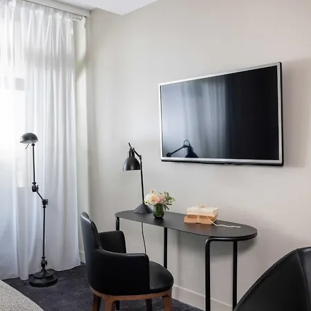 Hélios Opéra Hotel 4*