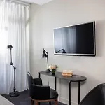 Helios Opera מלון 4*