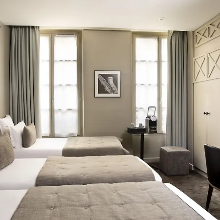 헬리오스 오페라 호텔 4*