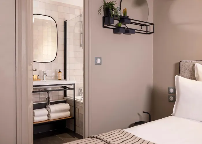 Hotel Helios Opera 4*