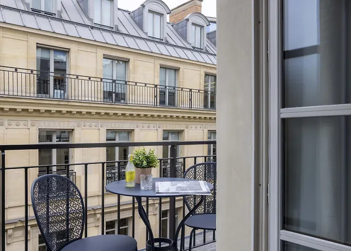 Otel Helios Opera 4*